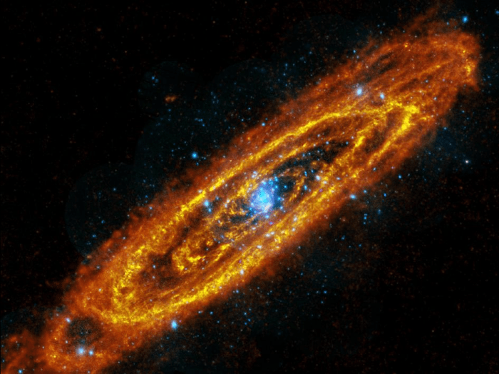 andromeda1