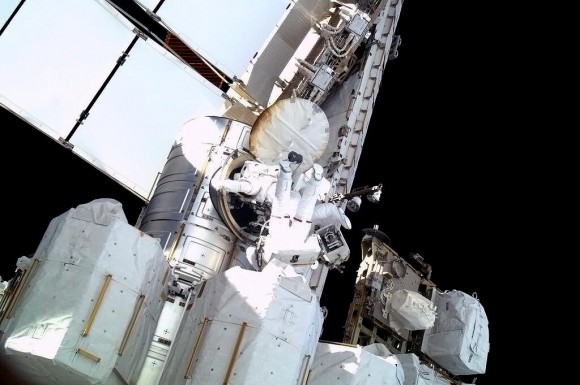 spacewalk4