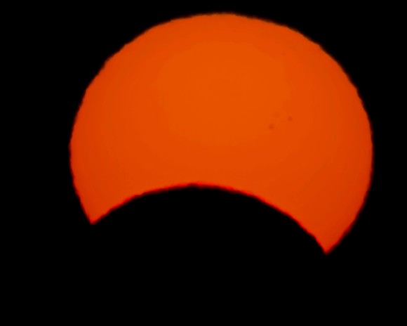 eclipse-solar-11-3-2013-Ken-Christison-NC-e1383485836326