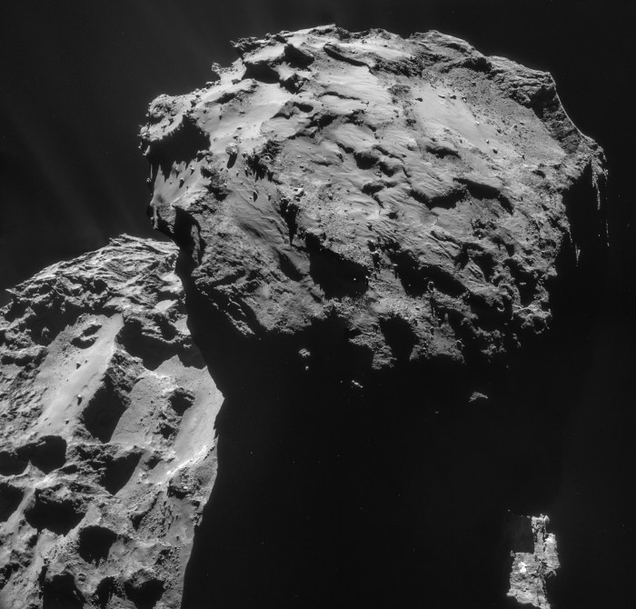 Comet_on_7_December_2014_NavCam