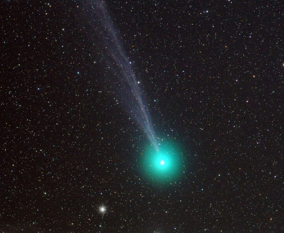 Comet C/2014 Q2 Lovejoy photographed overnight December 28-29, 2014
