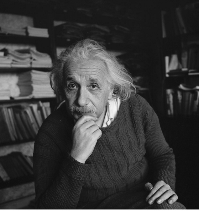 O Einstein στο σπίτι του στο Princeton το 1944. (Credit Popperfoto/Getty Images)